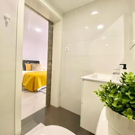 Brighthouse - Modern Nazaré