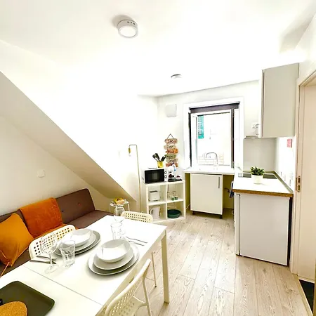 Brighthouse - Modern