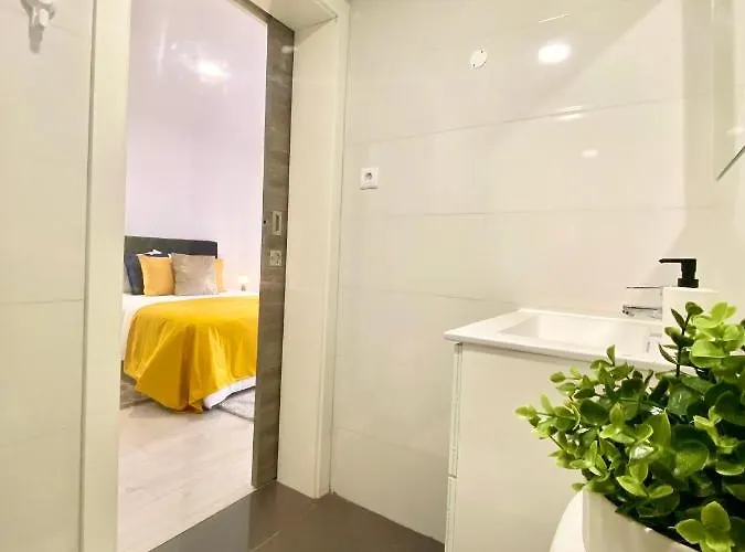 Brighthouse - Modern 나자레